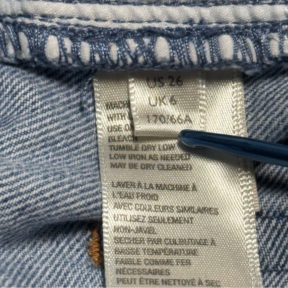 Free People We the Free Crvy Georgine Mom Jeans Sky Blue Size 26 - Picture 12 of 15